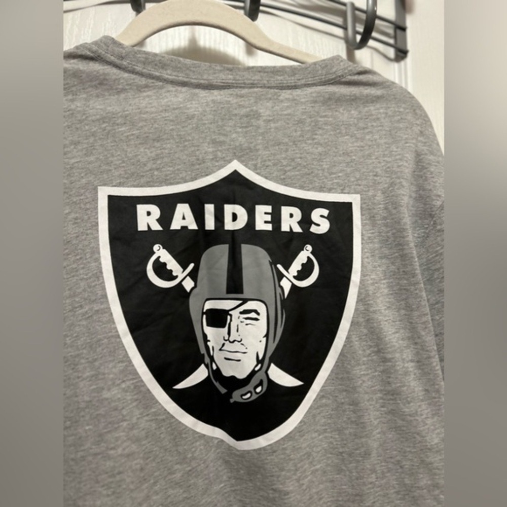 NFL Mens M Gray Las Vegas Raiders Football Double Sided Graphic Tee NWT 2020 - Picture 4 of 13